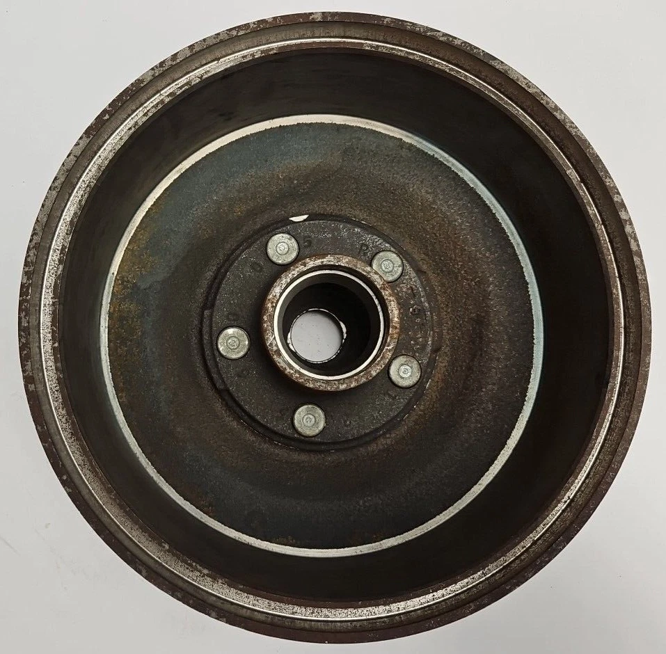 1965-1969 Chrysler C-Body передний правый пассажирский боковой тормоз ступица барабан 2781570 новый из старых запасов - Изображение 3 из 4