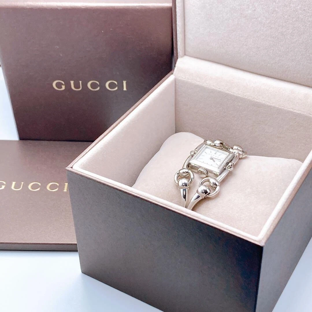 Orologio da polso analogico Gucci Diamonds hezel colore argento Signoria 1165 funzionante