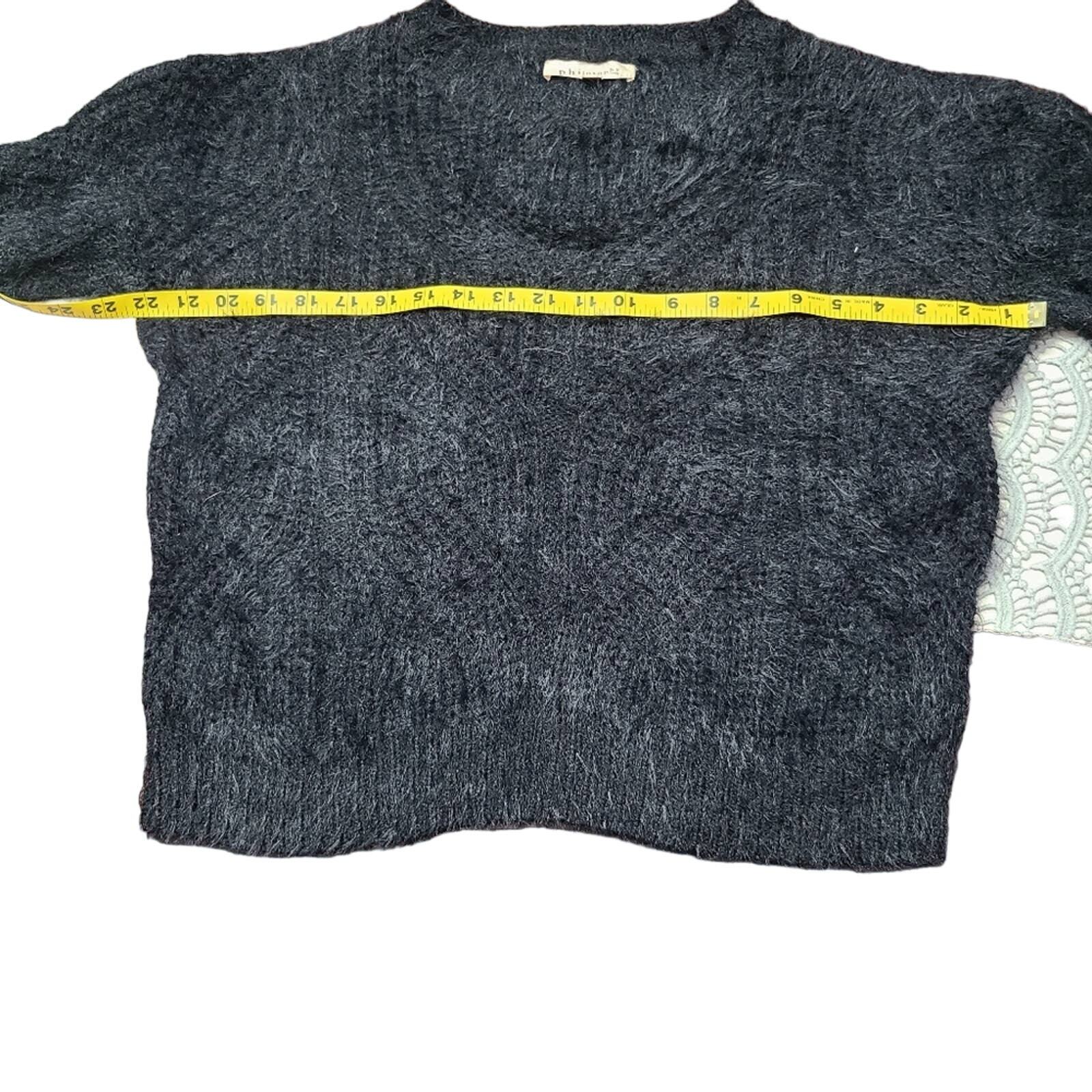 Philosophy fuzzy eyelash sweater medium black