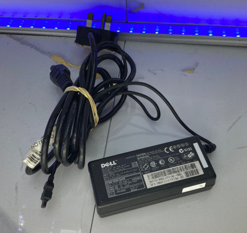 DELL ADP-50SB REV C AC DC NETZTEIL ADAPTER 19V 2,64A LADEGERÄT LAPTOP