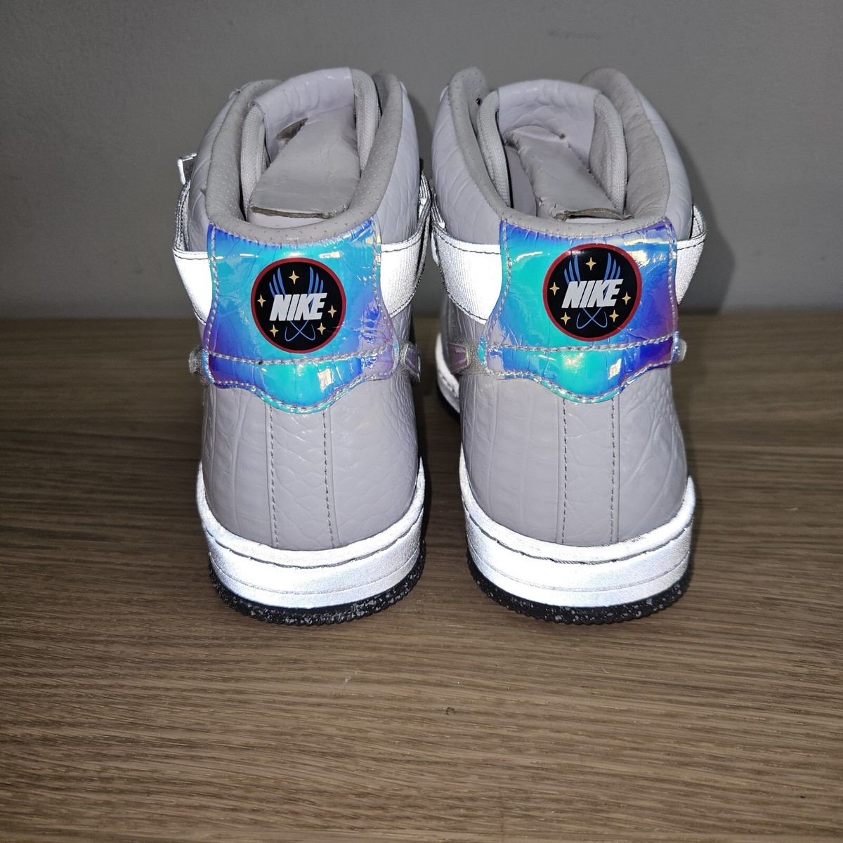 US 9.5 Men Nike AF1 Downtown Hi LW QS 632360-100 Air Force 1 US 9.5 Men Nike AF1 Downtown Hi LW QS 632360-100 Air Force 1