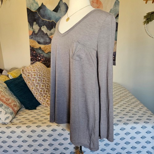 DKNY Gray Jersey Knit Long Sleeve V-Neck Top Size Large NWOT Lightweight Shirt - Imagen 7 de 8