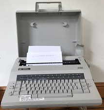 Vintage Smith Corona xe 5100 Electric Portable Typewriter w/ Case thumbnail
