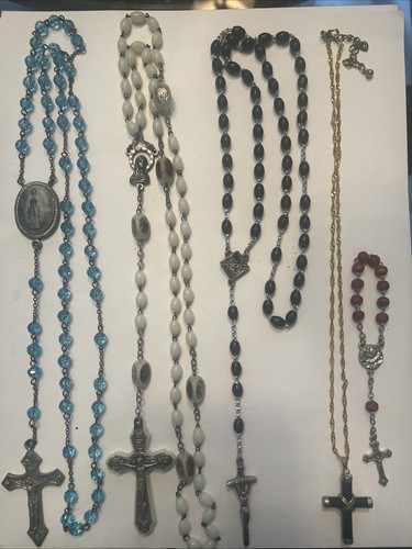 VINTAGE BLUE GLASS TUMBLE BEAD ROSARY LOT GLOWING catholic Rosary, Beads Lot 