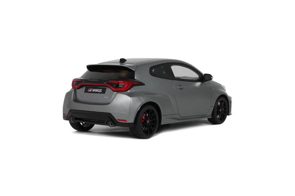 Toyota Yaris GR 2024 Grigio Argento Modellino 1:18 Ottomobile - Immagine 2 di 4