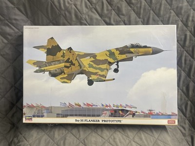 Hasegawa 02134 Su-35 Flanker Prototype 1/72 Scale Kit