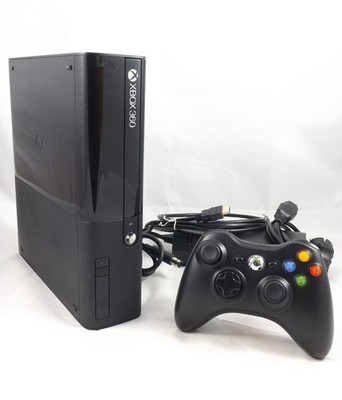 Microsoft Xbox 360 E Konsole 250 GB schwarz + Orig. Controller - GEBRAUCHT