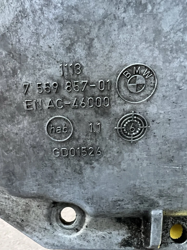 2008 2009 BMW E60 535i Sedan Engine Oil Pan  oem Foto 2 de 4