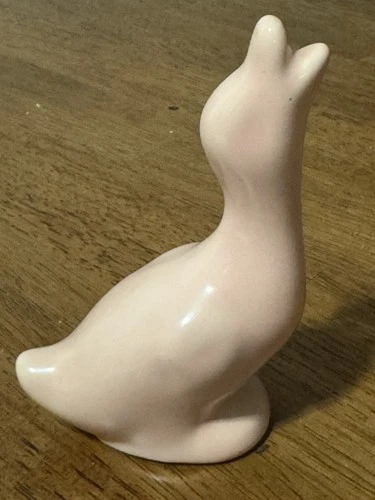 Vintage McCoy California Pottery Goose Figurine Pink Satin Glaze USA