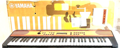 Yamaha PSR-E360MA 61-key digital portable keyboard - Maple w/ Box
