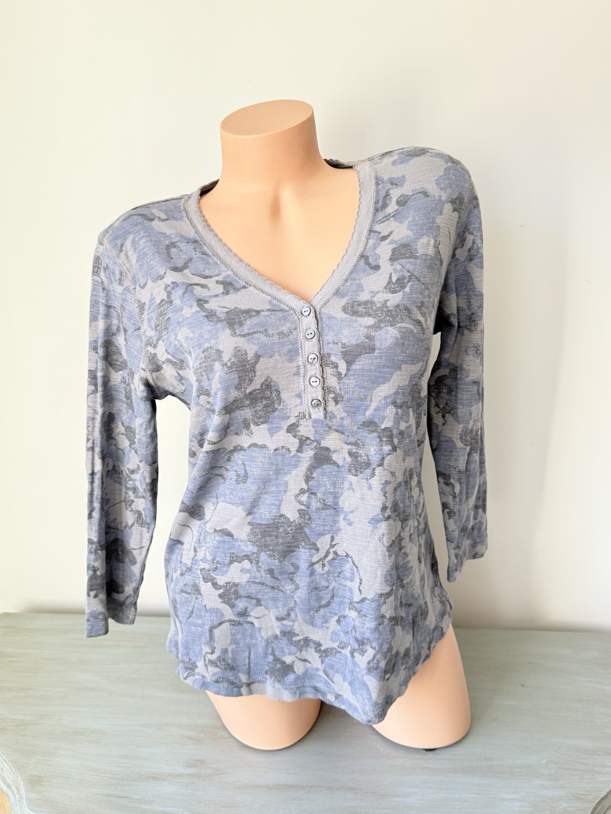 Chaps Henley Shirt Womens size L Denim Navy Gray Print Long Sleeve Cotton
