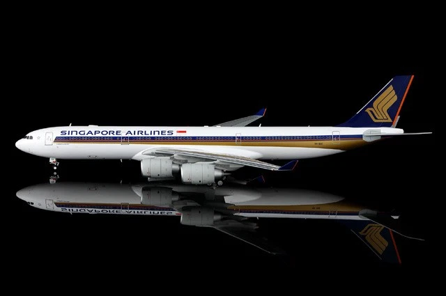 シンガポール航空　クレパス12色(40年前の景品) singapore airlines 1 200 products for sale | eBay