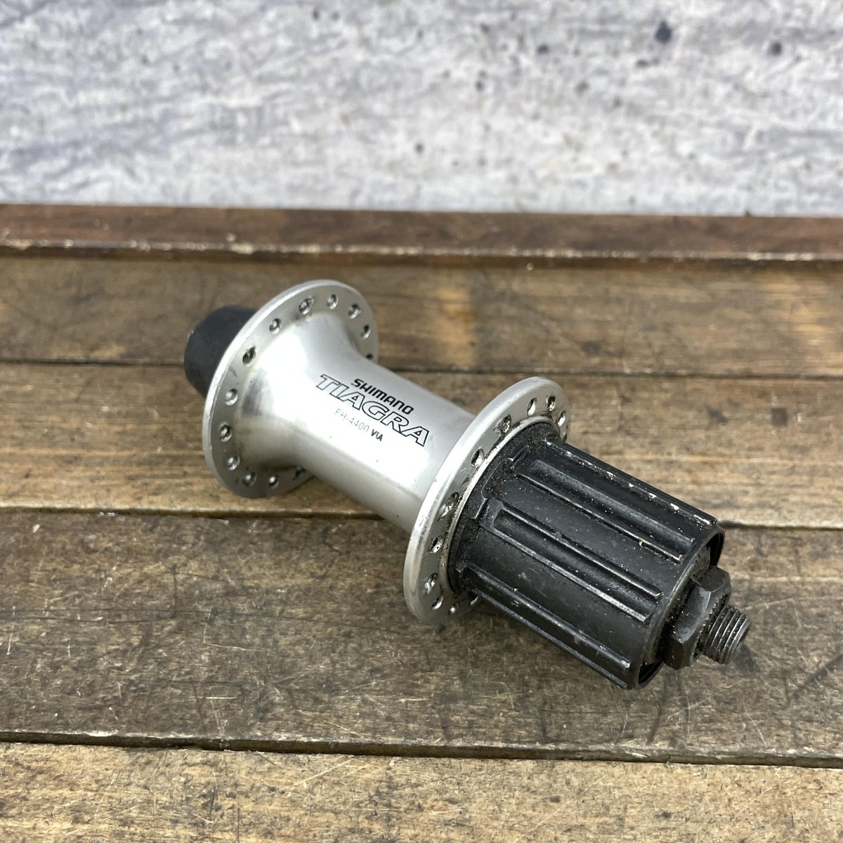 Shimano Tiagra FH-4400 Rear Hub 32H 130mm QR 8 9 10s Road Bike