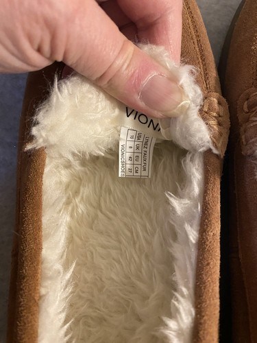 vionic Moccasin slippers Size 10 - Picture 3 of 4