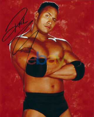 WWE THE ROCK SIGNED THE PEOPLE'S EYEBROW 8X10 PHOTO