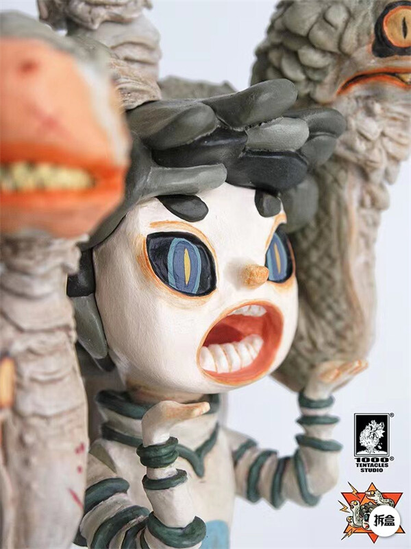 1000TENTACLES Medusa Second Born Limited Collectibles Fashion