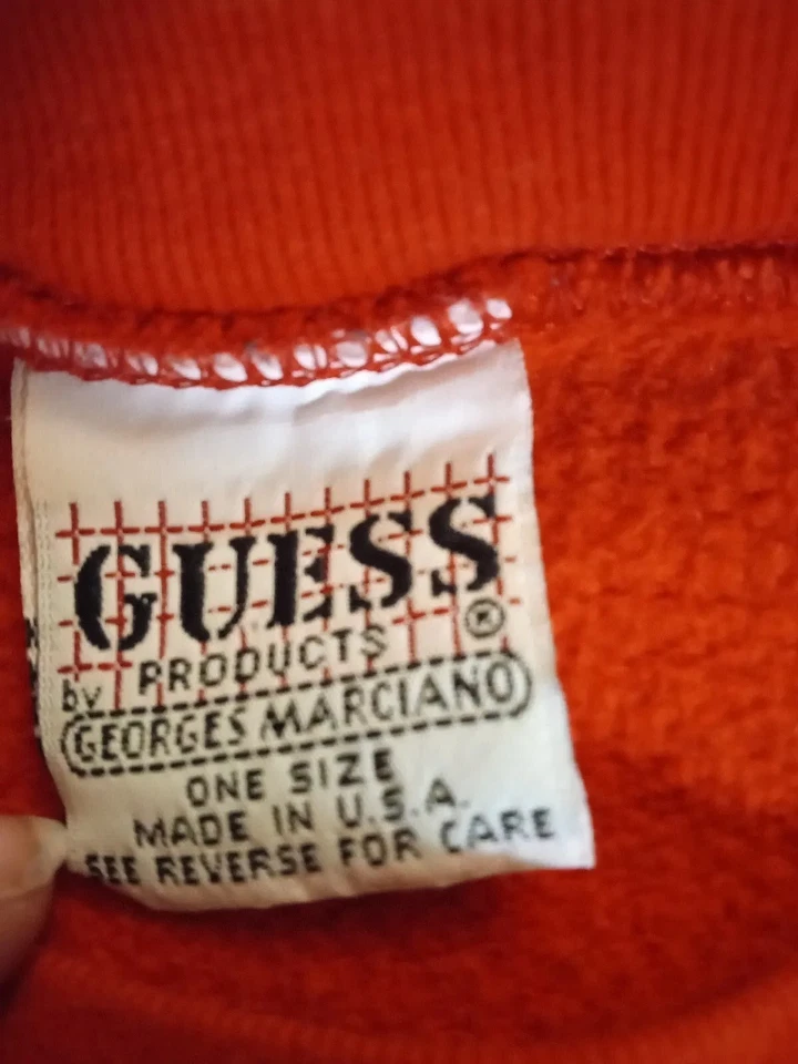 Sudadera vintage Guess roja y gris talla única hecha en EE. UU. Foto 2 de 3