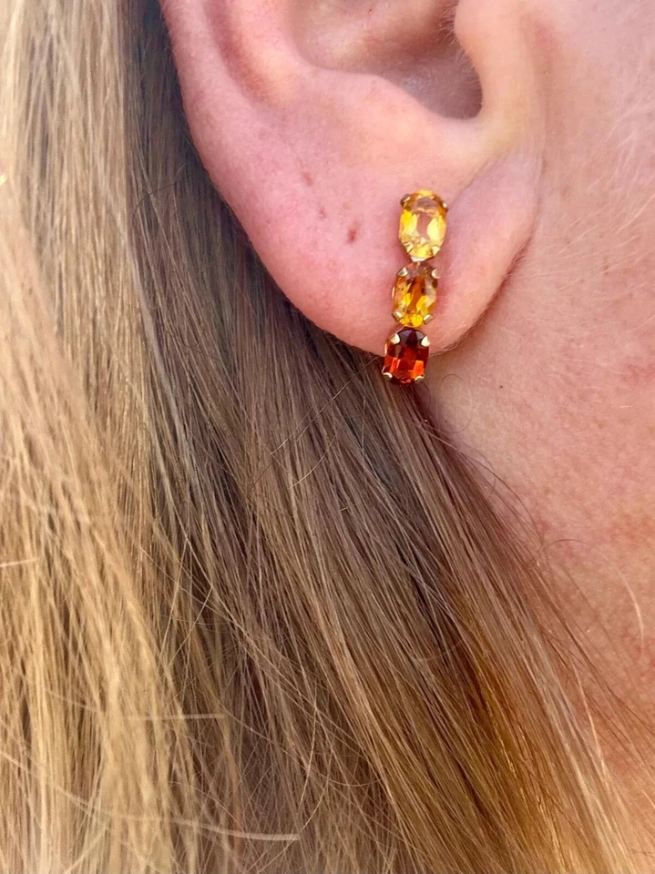 OMBRE GORGEOUS Yellow Gold Citrine and Garnet Earrings January Birthstone - Image 4 of 4