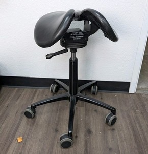Salli Care SplitSaddle Seat Ergonomic chair stop pain