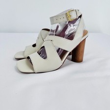 Cole Haan Reina City Sandal Size 10 in Ivory Leather Round Block Heel