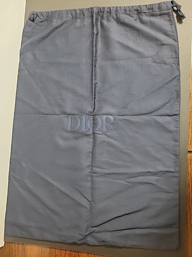 Sac à poussière DIOR extra large bleu marine 26 x 19 neuf authentique
