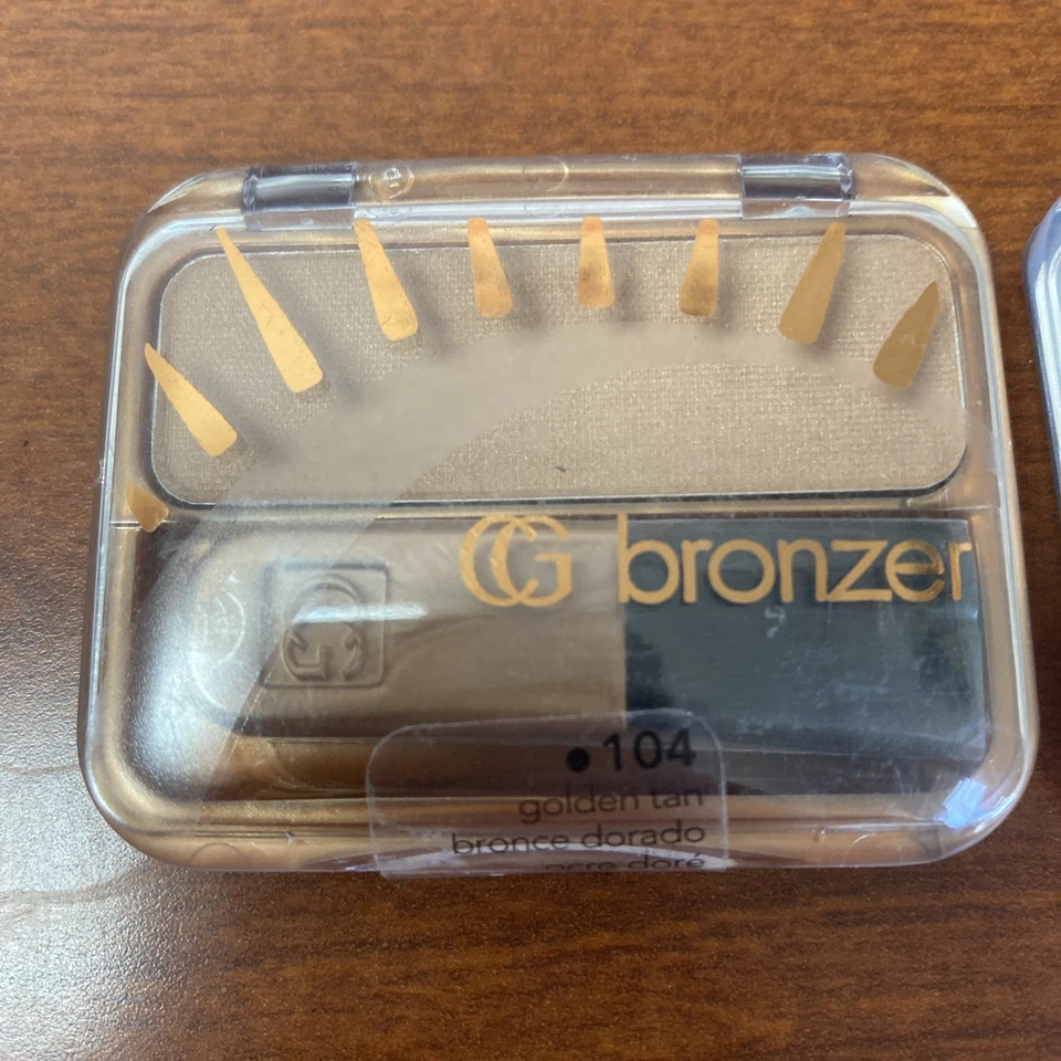 COVERGIRL Cheekers Bronzer 104 GOLDEN TAN NOB + Cheeker 154 - Image 2 of 3