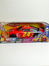 Toy Biz 1/18 Battery Operated Jeff Gordon Jurassic Park Chevy with Box