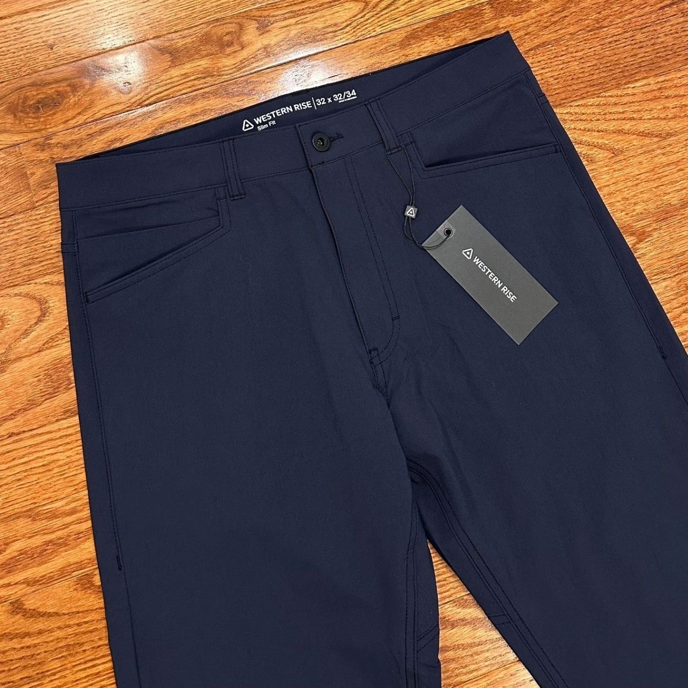 New Western Rise Evolution Pant Slim Fit Navy Blue Mens 32x32 Golf Stretch Chino
Opens in a new wind
