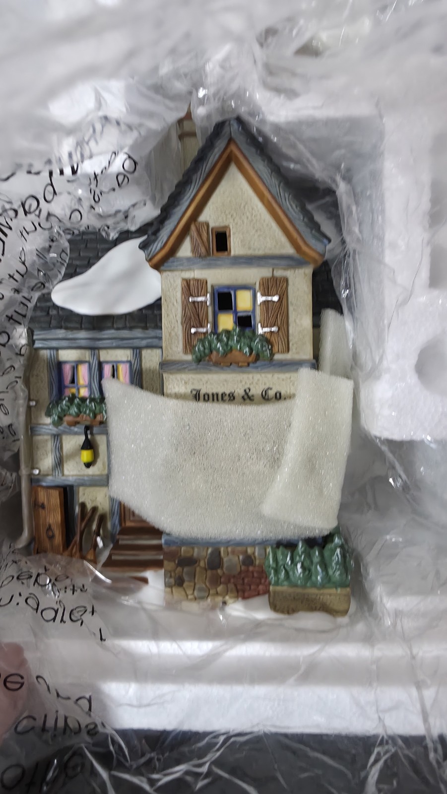 Department 56805522 Jones & Co Brush & Basket Shop Dickens 25 Years New In Box