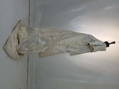 Antique Japanese White Silk Brocade Wedding Kimono - Picture 13 of 14
