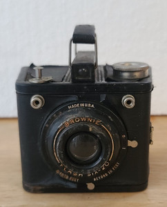 Kodak Brownie Flash Six Box 20 Camera  -  Antique Display Decor - Untestested