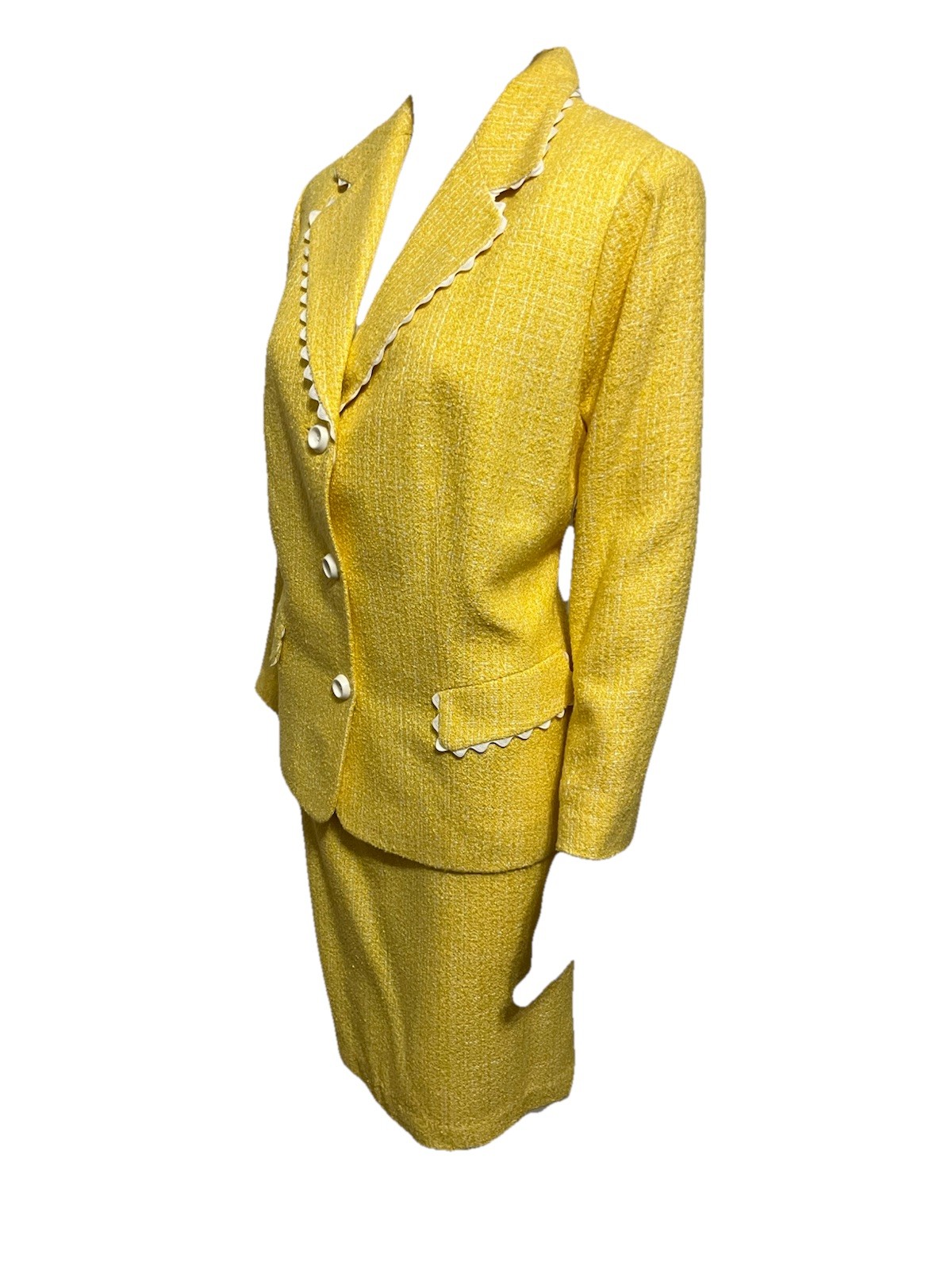 Vintage Le Suit Skirt Suit Size 14 Yellow Boucle Clueless Mean Girls Old Money