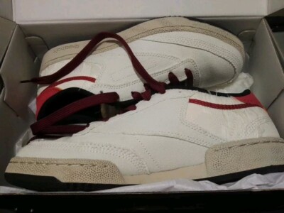 Reebok Club C Street Fighter Ryu 41 Mens Canvas UK