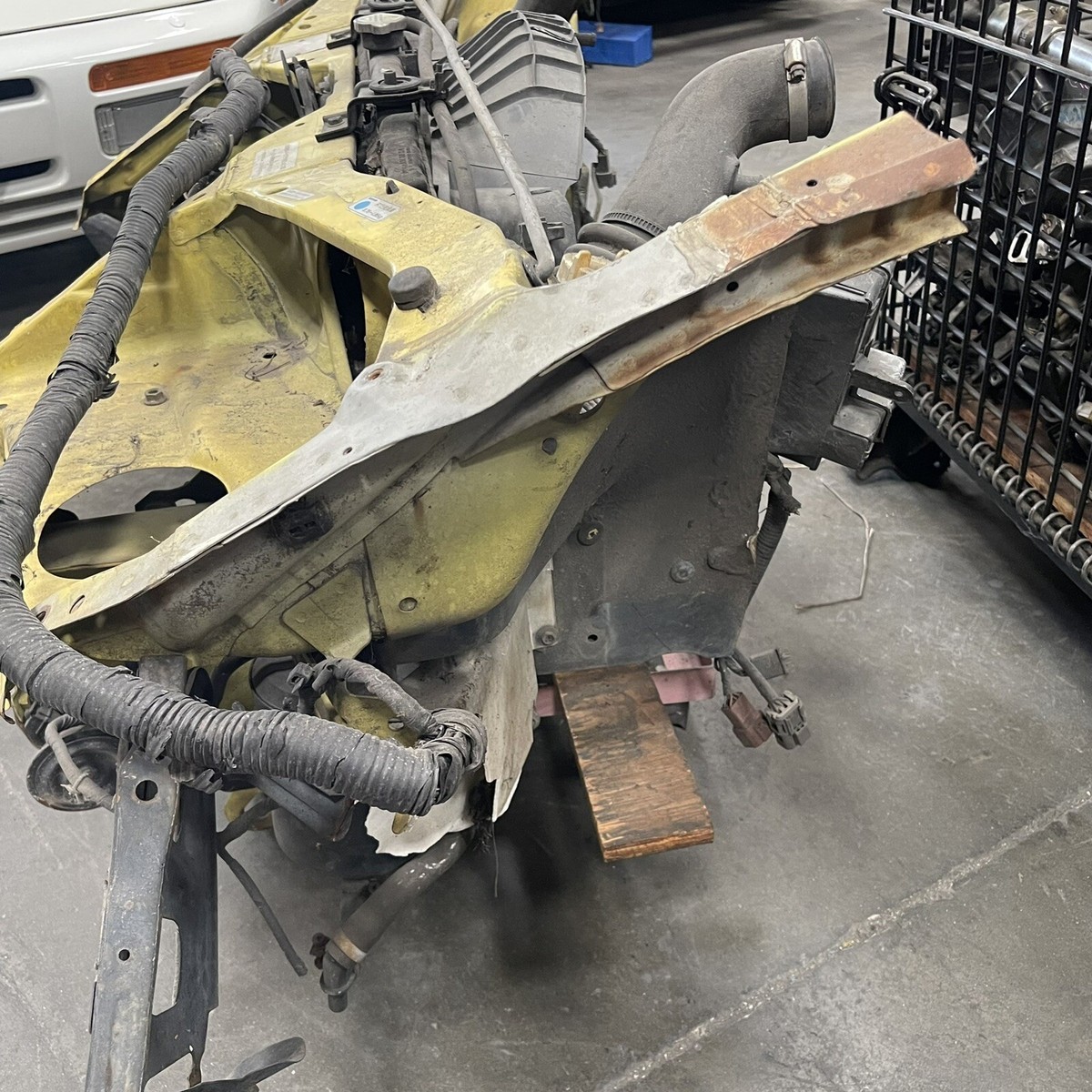 小岩井ページ Hitachi ZX350LC-6 and ZX350LCN-6 ZAXIS Excavator Service Repair Manual