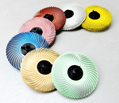 3M Radial Bristle Disc Brush 3'' 7 Grades 6-PLY with Hubs 7 Various or Assortment
