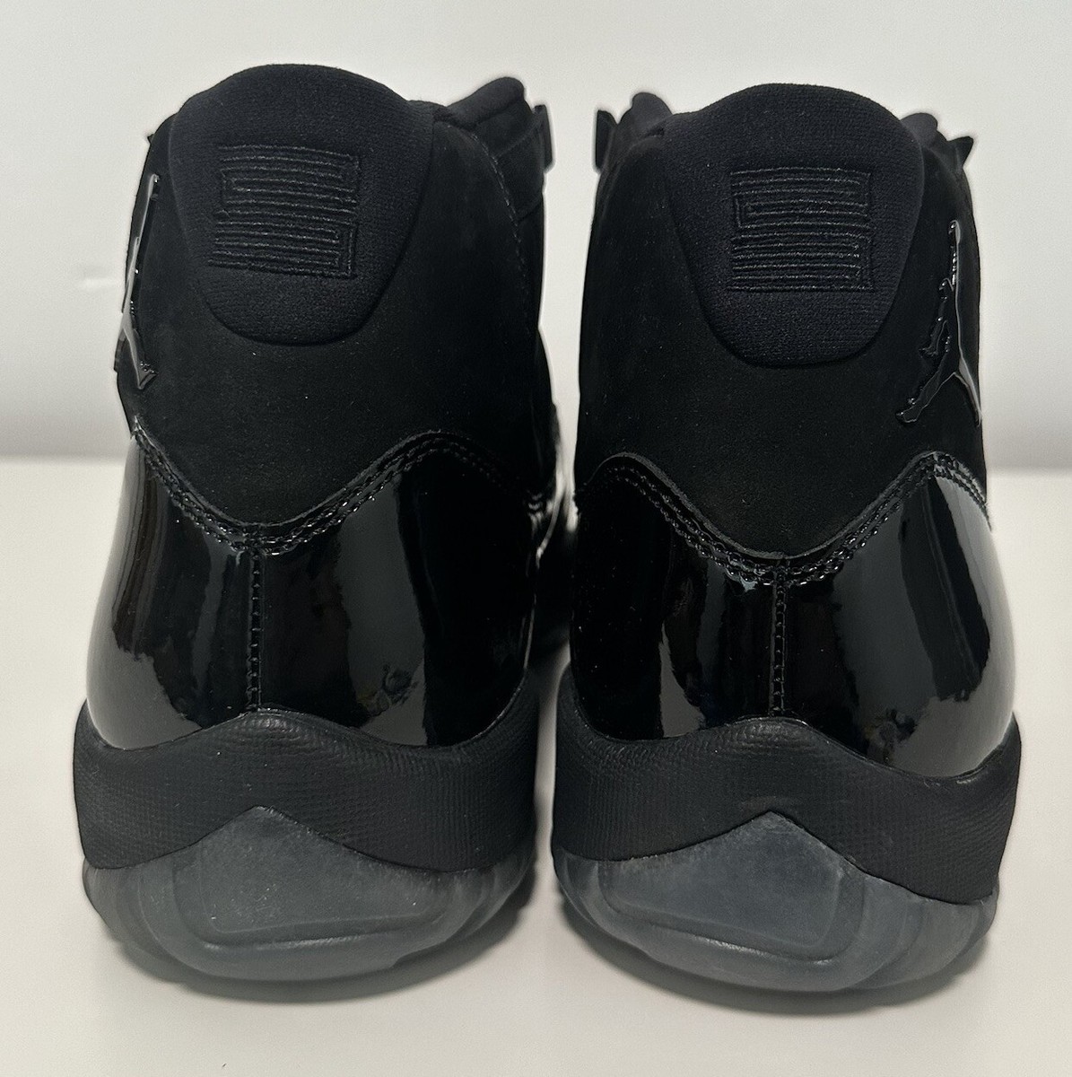 New Air Jordan 11 Cap and Gown 2018 Size 10.5 Rare Retro Authentic Black High MJ New Air Jordan 11 Cap and Gown 2018 Size 10.5 Rare Retro  main image 3