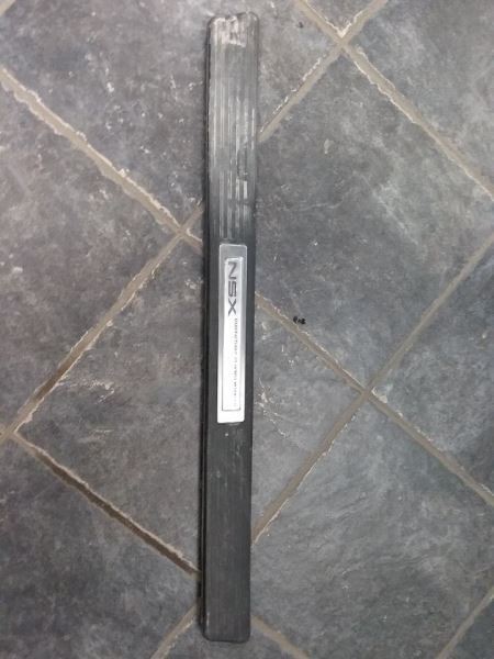 1994 ACURA NSX RIGHT PASSENGER DOOR SILL PLATE NUMBERED SKID SCRATCHES