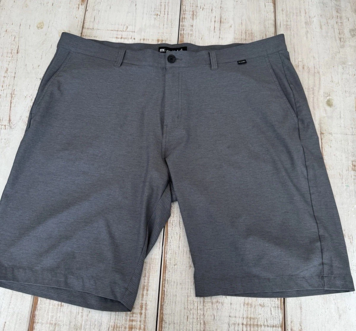 Travis Matthew Men’s Grey Golf Shorts Flat Front 42X10