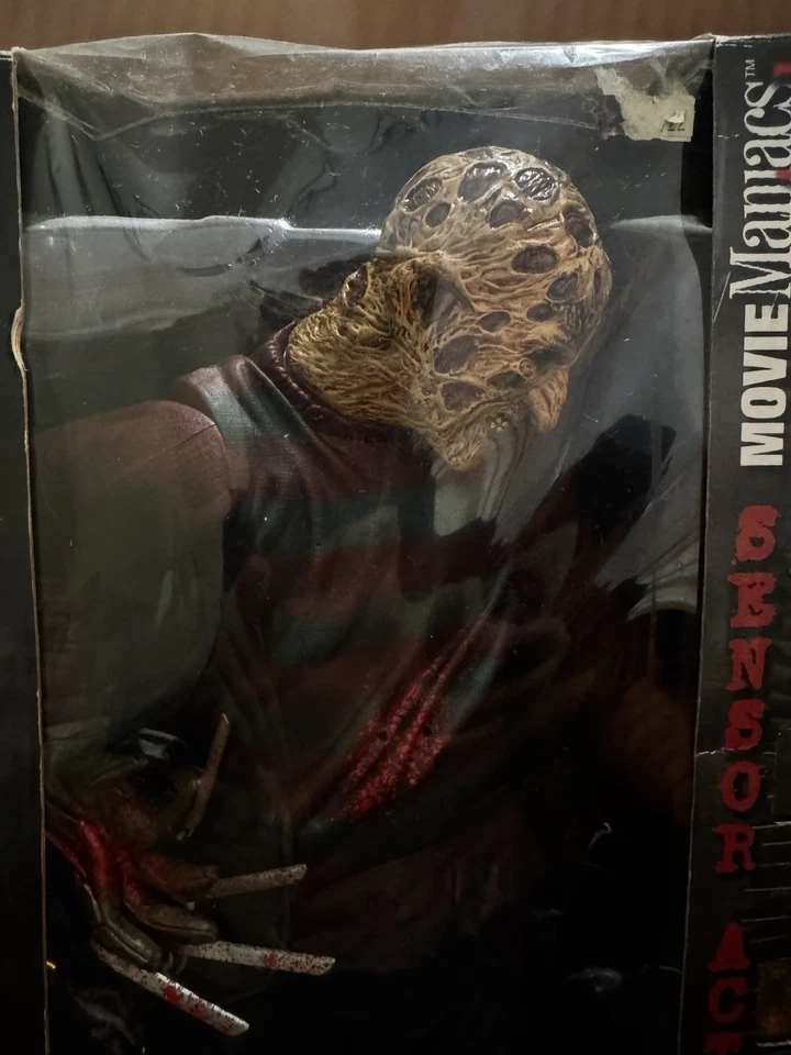 Figura de acción McFarlane Movie Maniacs Freddy Krueger Pesadilla en Elm Street 18" Foto 2 de 4