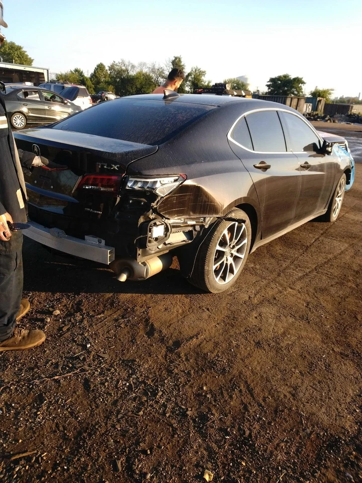 2016 Acura TLX Right Front Suspension Control Arm 581060 - Used, 90k Miles Foto 3 de 4