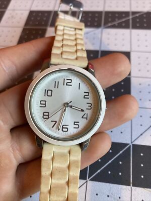 Xhilaration FMDX182 Watch (not working/missing knob)