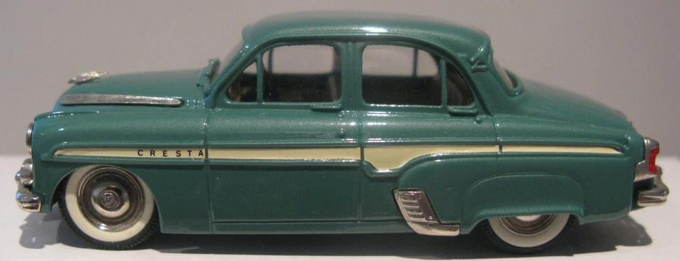 Lansdowne Models 1:43 LDM 2 Met Green 1957 Vauxhall Cresta E Series - Image 2 of 4