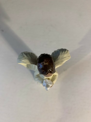 Christmas Slender White Gown Angel With Brown Tip Wings Figurine Holding A Dove - Picture 5 of 5