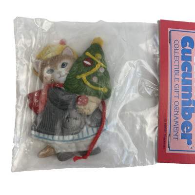 Vintage 1985 Schmid Kitty Cucumber Christmas Cat Hold Tree 3'' Porcelain Ornament