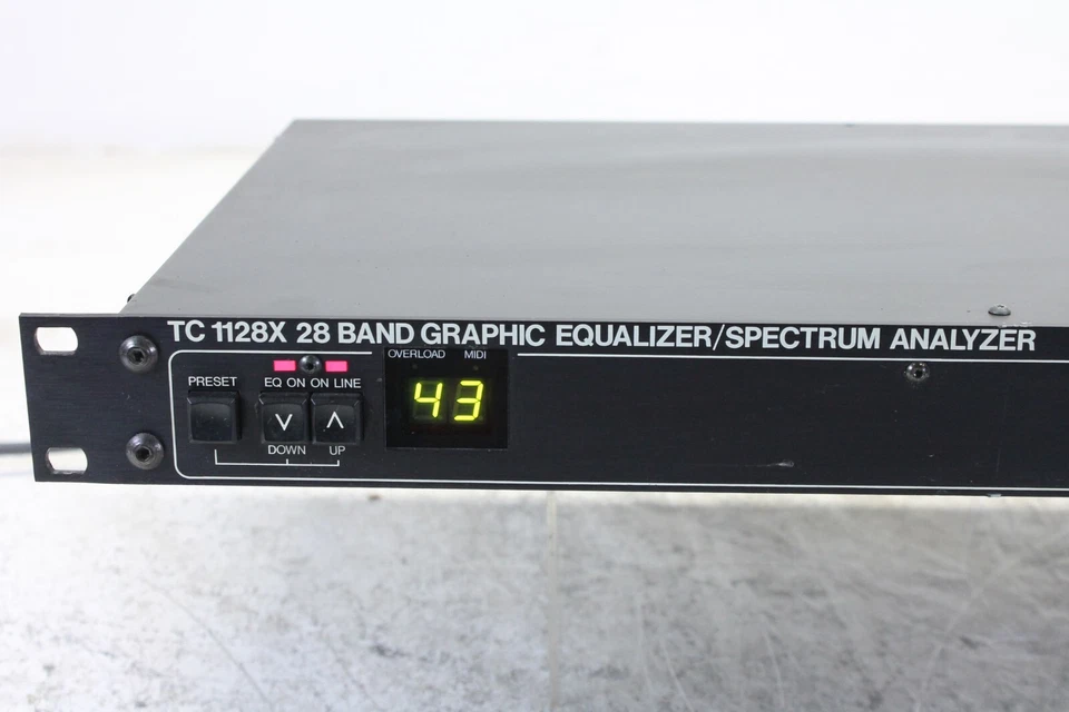 TC electronic TC 1128X 28 band graphic equalizer/spectrum analyzer (No.5) - Image 2 of 4