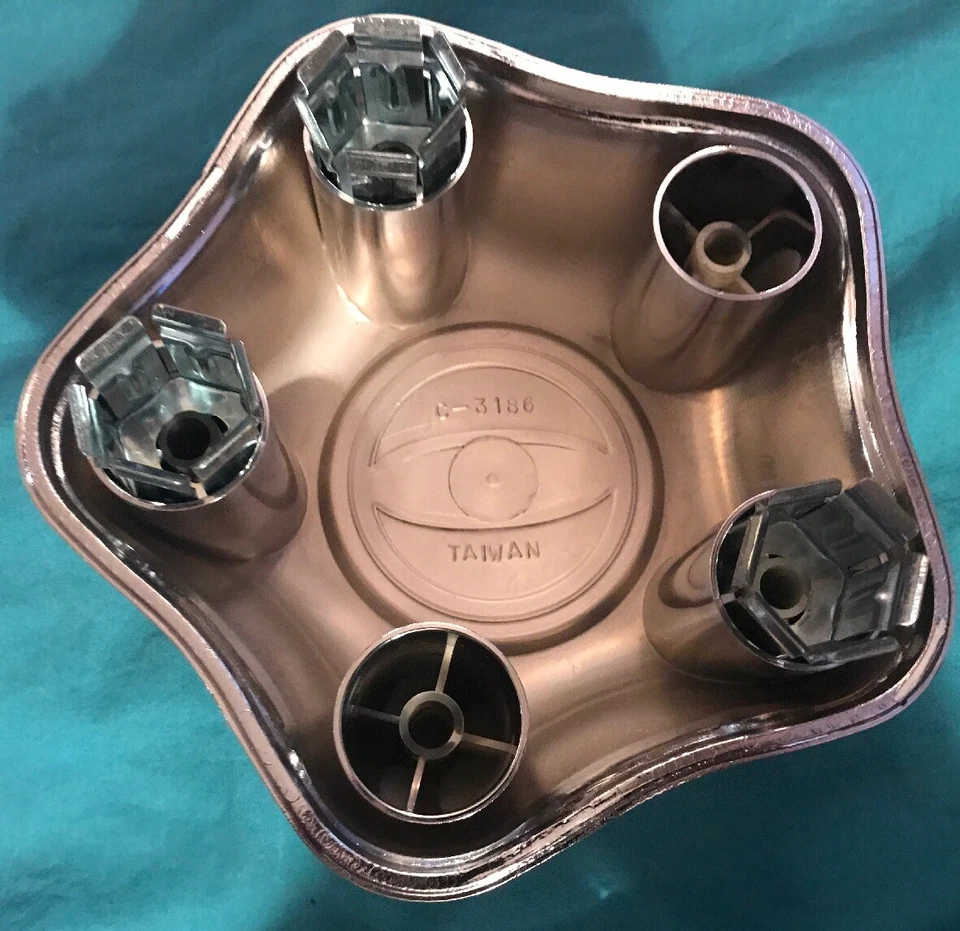 Tapacubos tapa central cromada Ford Explorer Ranger 1995 1996 1997 1998 1999 2000 2001 Foto 3 de 4