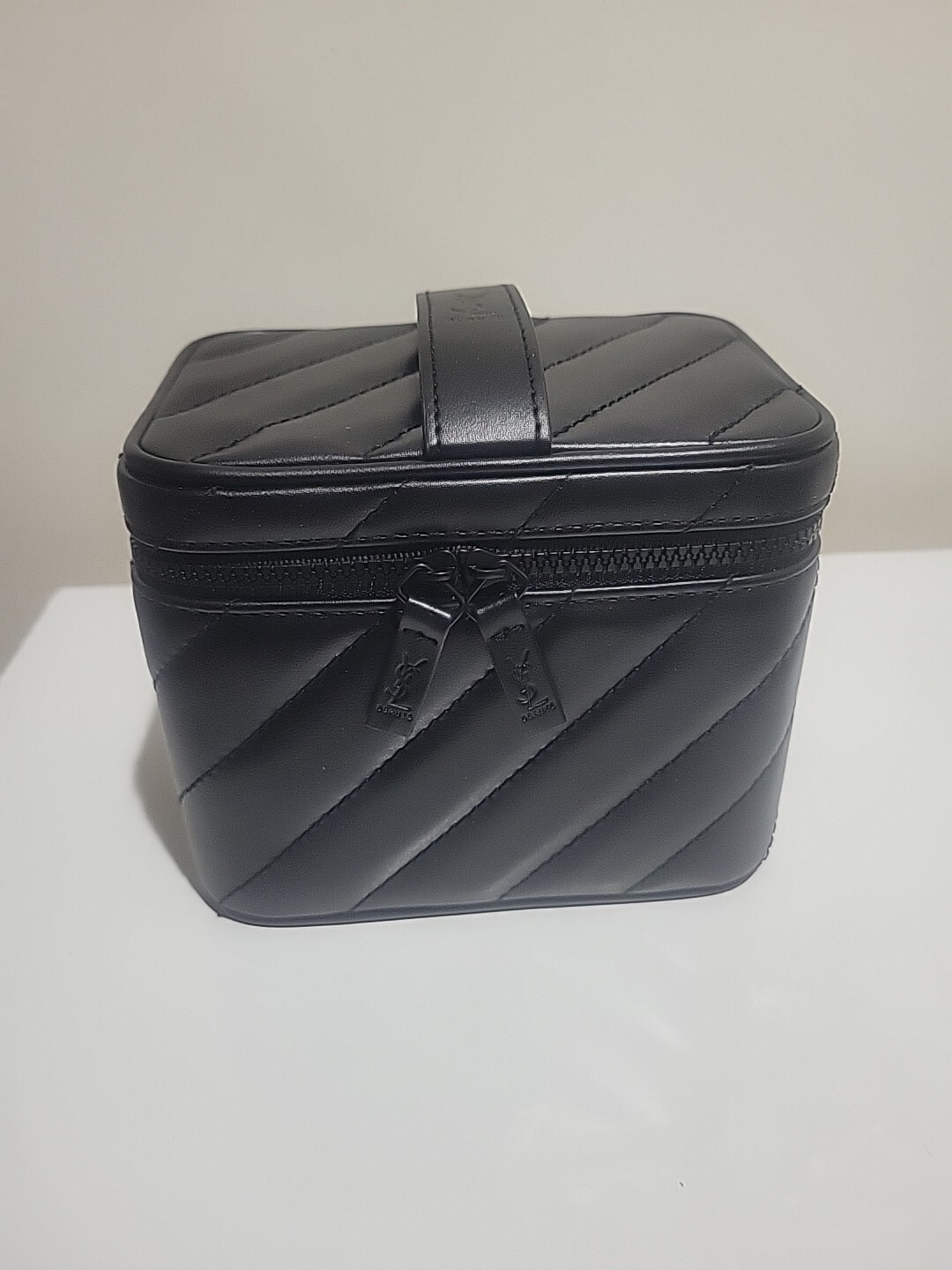 ? OFFERTA》? AUTENTICO YSL Yves Saint Laurent nero vanità beauty case treno ?️