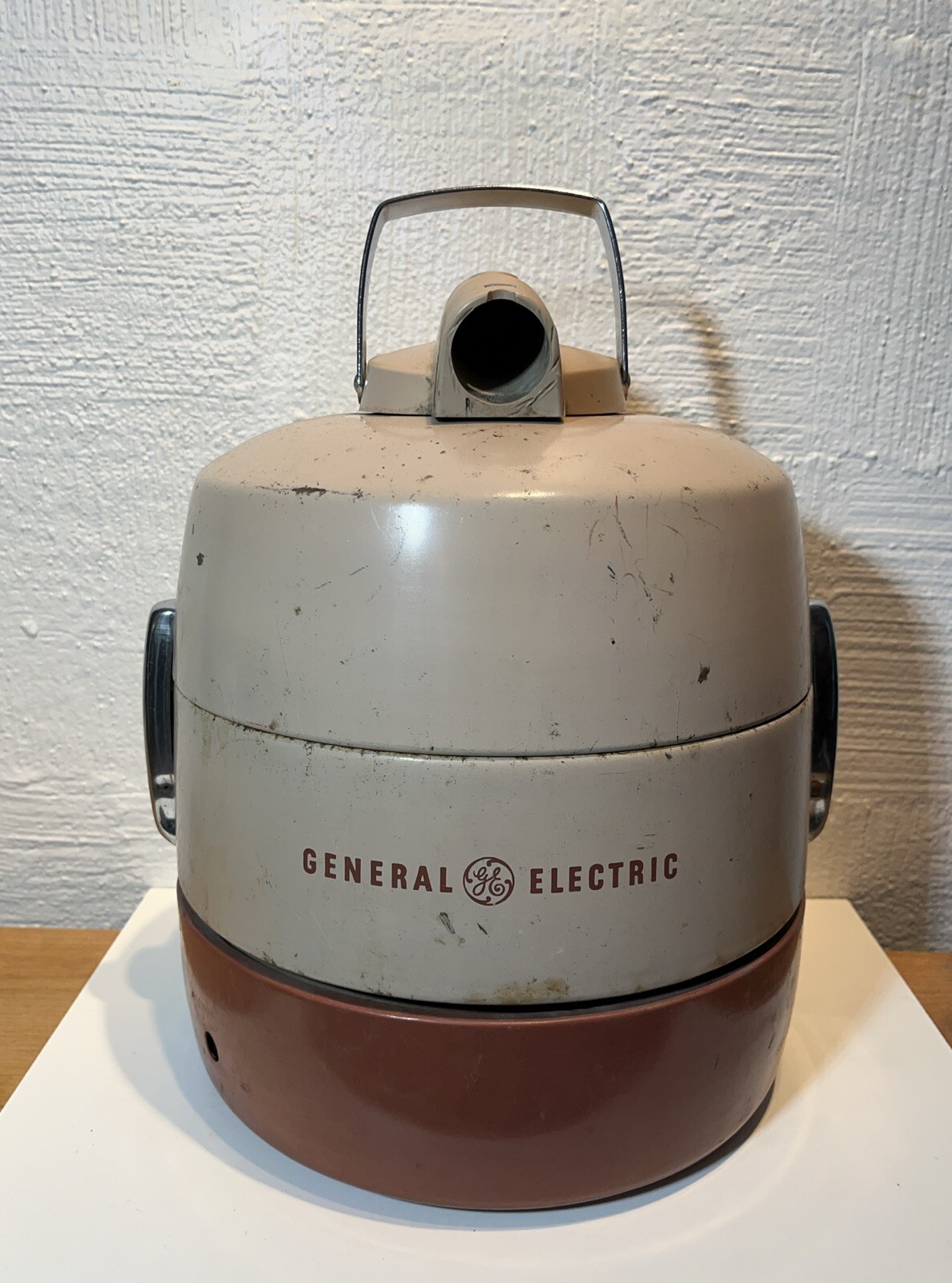 Vintage GE Canister Vacuum V12C4 Tan Beige General Electric Parts Only