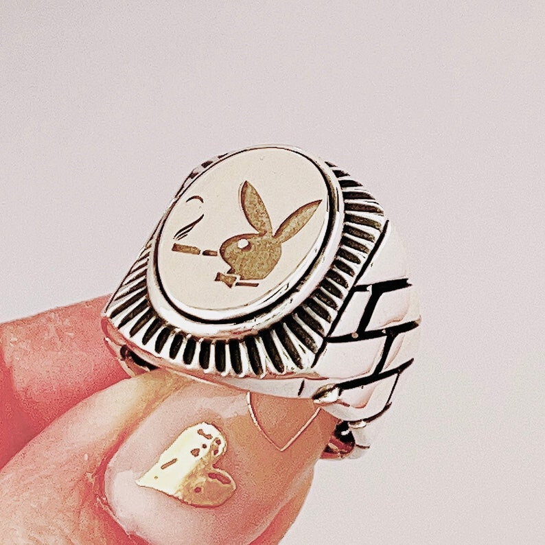 Unisex 925 Silver Vintage style Playboy somking bunny Ring
