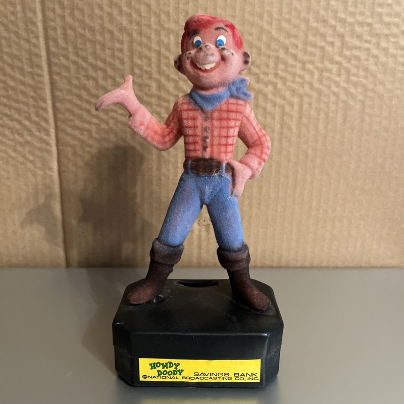 Vintage Howdy Doody Flocked Plastic Savings Bank – Straco, unused 